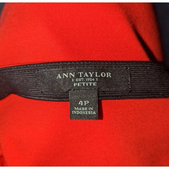 Ann Taylor Pencil Skirt Red Straight Skirt Knee Length Hidden Side Zip Slinky 4P - Picture 5 of 6